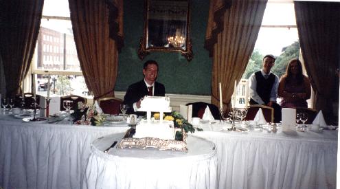 Mycake.jpg (26673 bytes)