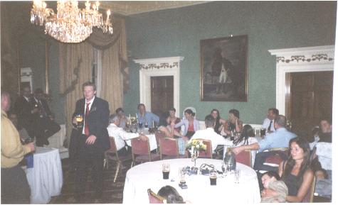 reception5.jpg (24008 bytes)